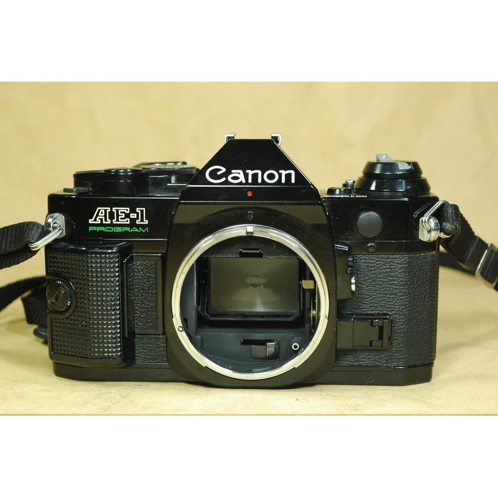 Canon AE1- p 加 50mm F1.4 大光圈人像鏡頭  附機身前蓋， 鏡頭前後蓋 相機電池 0527