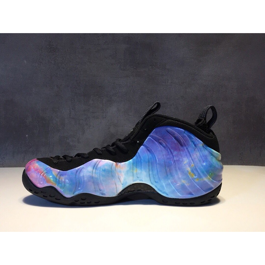 MEMORY LANE: Arizona Debuts the Nike Air Foamposite One ...