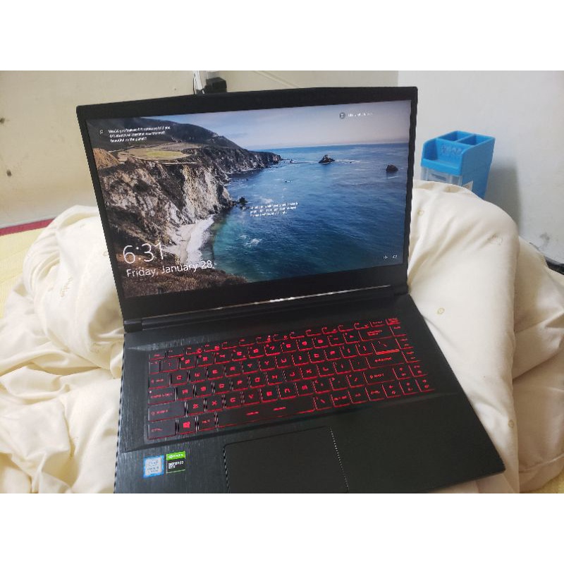 gf63 thin 9scsr i5 9300h gtx 1650ti 512g ssd fhd 144hz 4gram