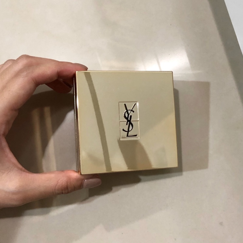 「搬家降價」YSL 超模氣墊粉餅