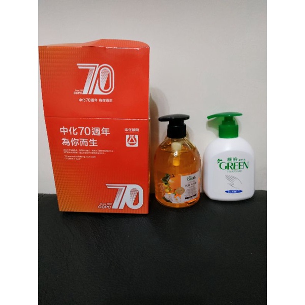 中化製藥股東會紀念品
抗菌沐浴露300ml,效期2025年7月

綠的潔手乳220ml,效期2025年6月

