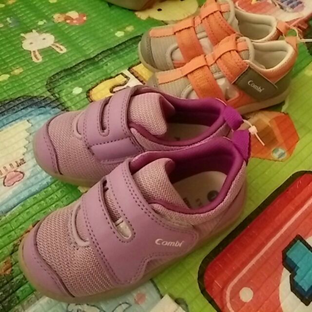 Combi機能鞋 涼鞋 紫色 橘色（Eileen Chung）