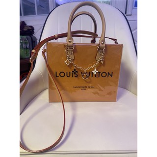 （現貨）LV 紙袋包 成品 材料包 DIY LOUIS VUITTON紙袋 改造包（背帶吊飾需另外購買）