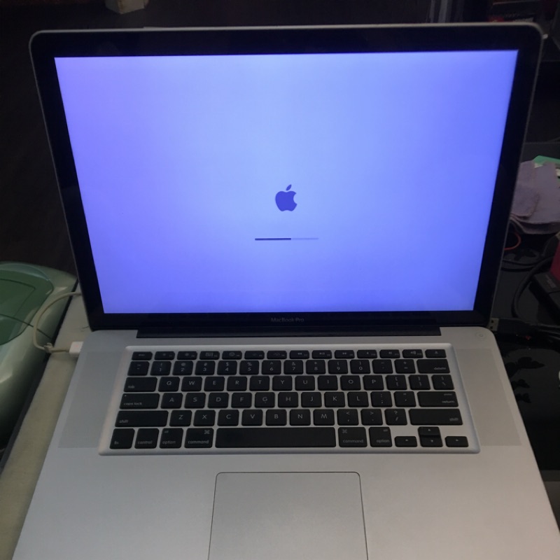 2011年 MacBook Pro 15吋 型號：a1286故障機