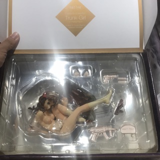 native 行李箱中的女孩 Trunk-Girl 西E田氏卡片MPA084