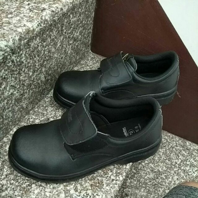 台灣製鋼頭鞋 安全鞋 二手 soletec 超鐵安全鞋 超鐵 無鞋盒