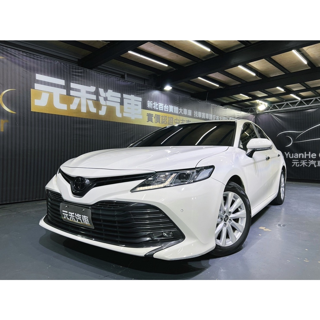 (109)2020年式 八代 Toyota Camry 2.5豪華版 汽油 極淨白