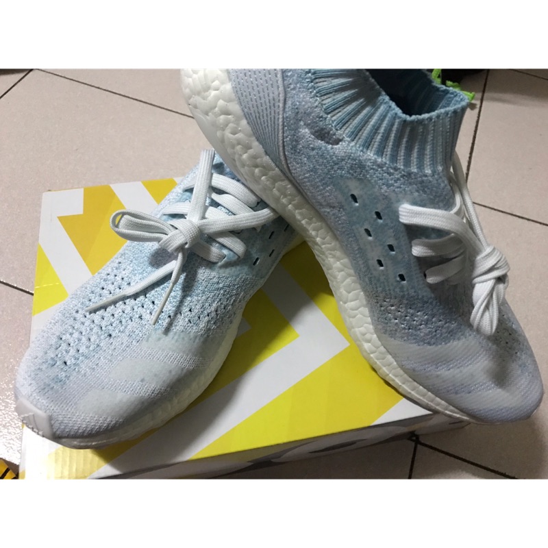Adidas UltraBoost Uncaged Parley