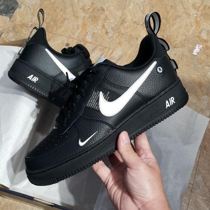 Nike Air Force 1 '07 LV8 Utility 黑(AJ7747001) | 蝦皮購物