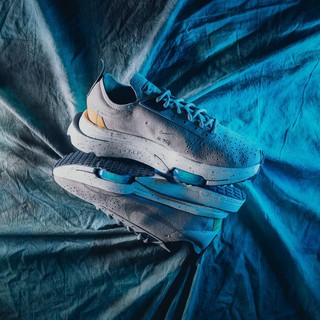 nike zoom light blue