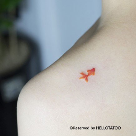 Petit Bazar 原創hellotatoo 金魚性感蓮花鎖骨情侶假刺青紋身貼紙 蝦皮購物