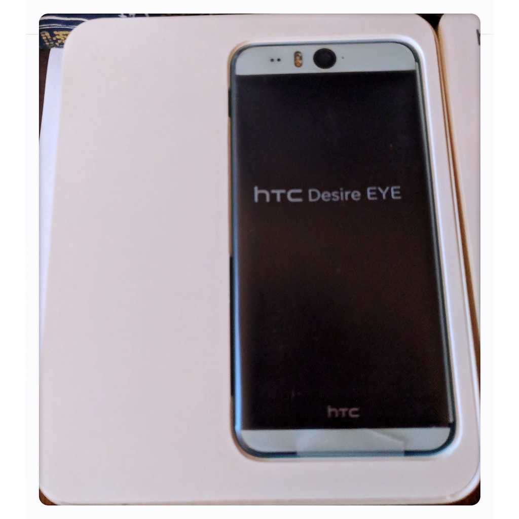 HTC Desire EYE M910x 二手海灣藍空機 1300萬畫素 四核心 5.2吋 #備用機 業務機 老人機