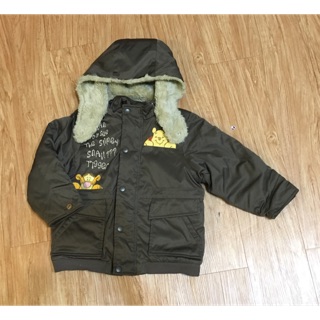 麗嬰房 Disney 系列小熊維尼厚暖連帽外套（尺碼3） 有買有贈