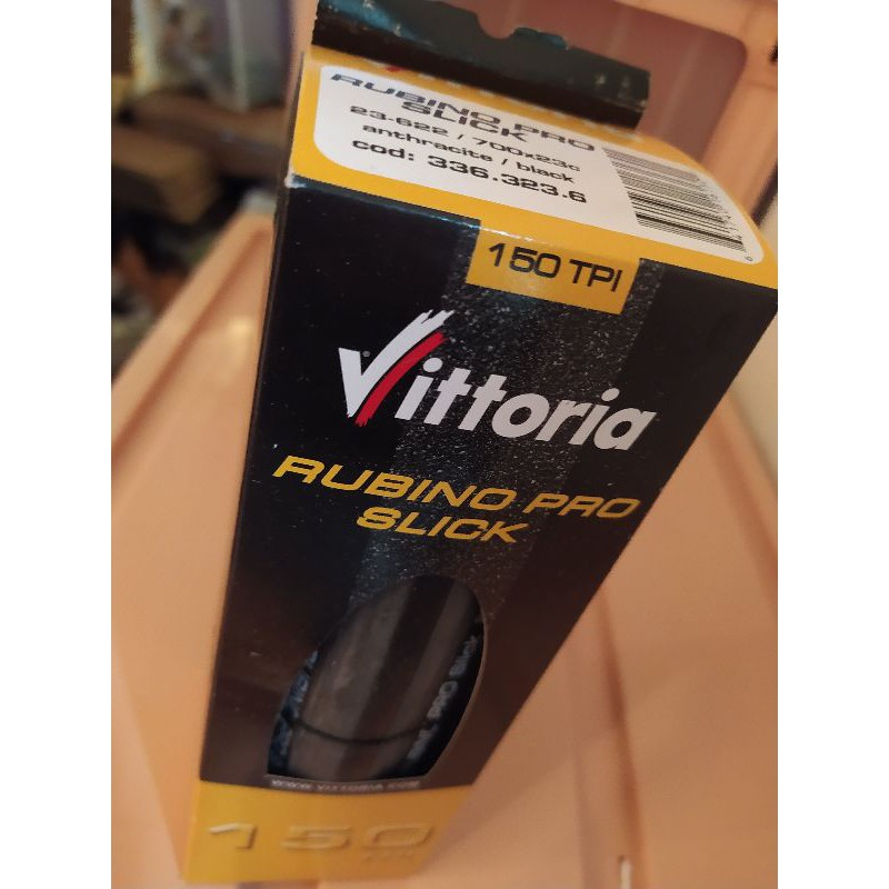 Vittoria Rubino Pro SLICK Road Clincher Tyre 700x23C