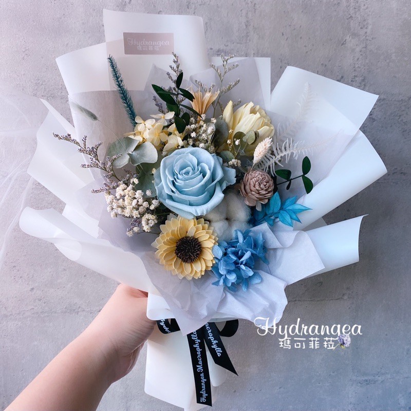 N 06 畢業花束永生花乾燥花畢業花束情人節紀念生日告白求婚花束韓式花束 蝦皮購物