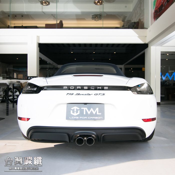 TWL台灣碳纖 Porsche 保時捷 718 Cayman Boxster GTS 素材 原廠樣式 後下巴 後下擾流