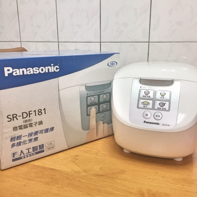 Panasonic 全新電子鍋SR-DF181