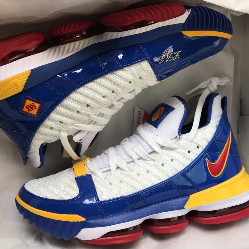 lebron xvi superman