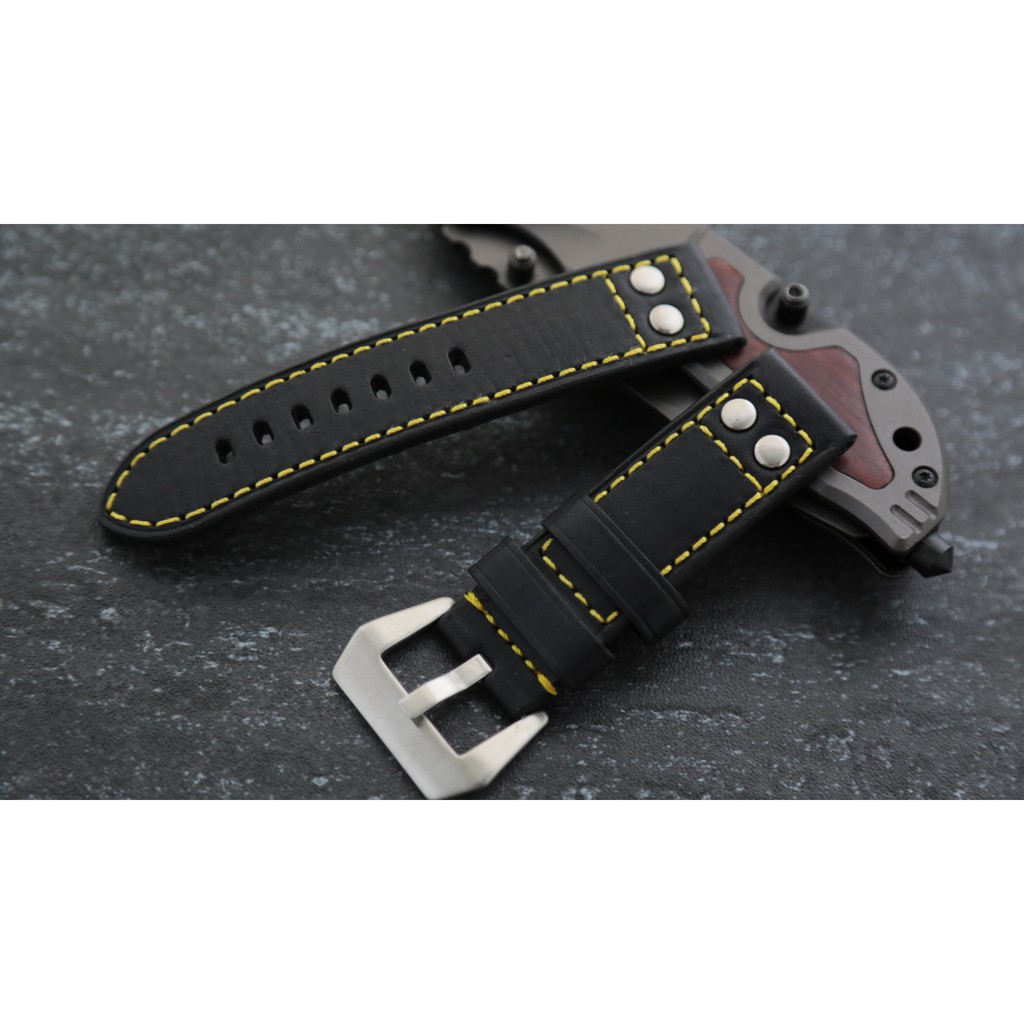 24mm直身,banda軍錶飛行風格鉚釘黑色真皮錶帶黃色縫線Hamilton Steinhart - Nav 的新衣