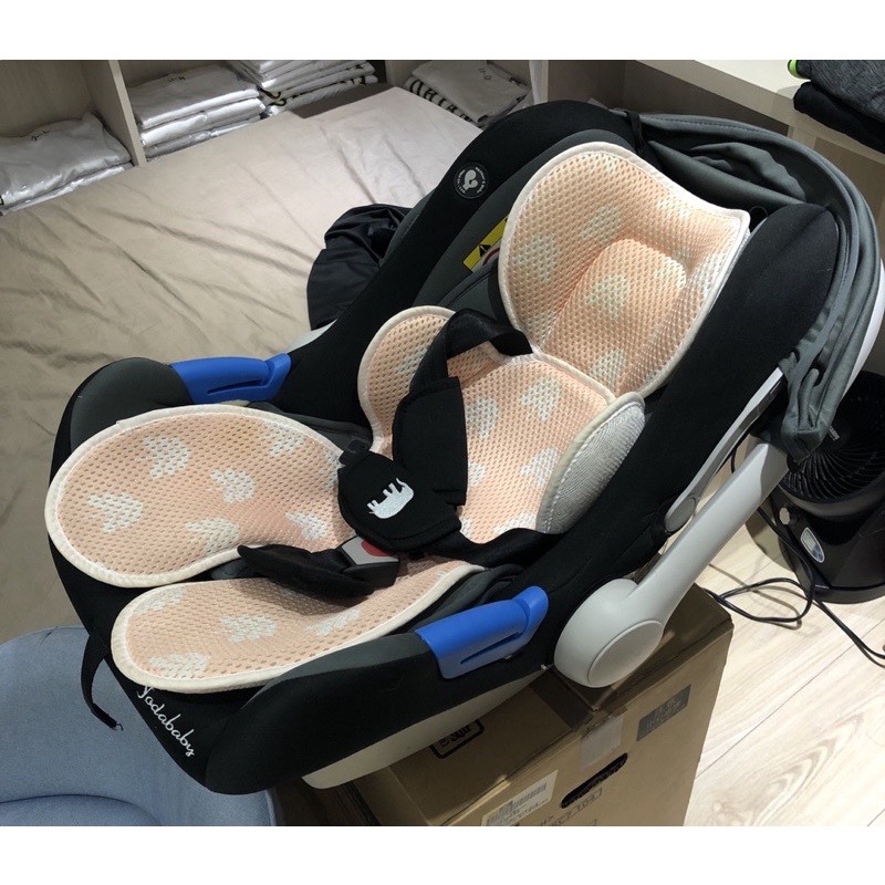 《二手》YoDa 嬰兒提籃式安全座椅 新生兒 提籃 安全座椅 搖籃附新生兒安全氣墊(如圖)0-13kg/0-15M可使用
