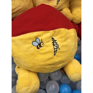 SEGA 8月景品 迪士尼 小熊維尼 屁屁造型 靠墊 抱枕 靠枕 47cm