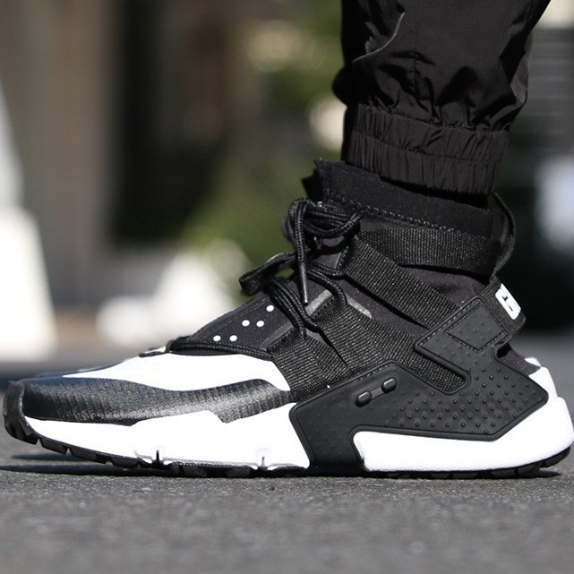 nike air huarache gripp black