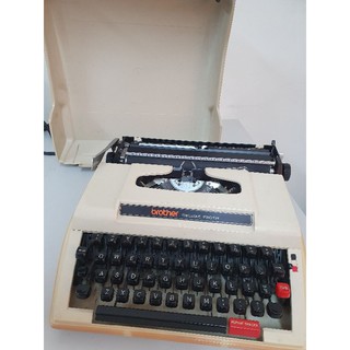 👩‍💻家人珍藏 復古 brother 打字機 特價出清👨‍💻 DELUXE 750TR 含色帶 日本製