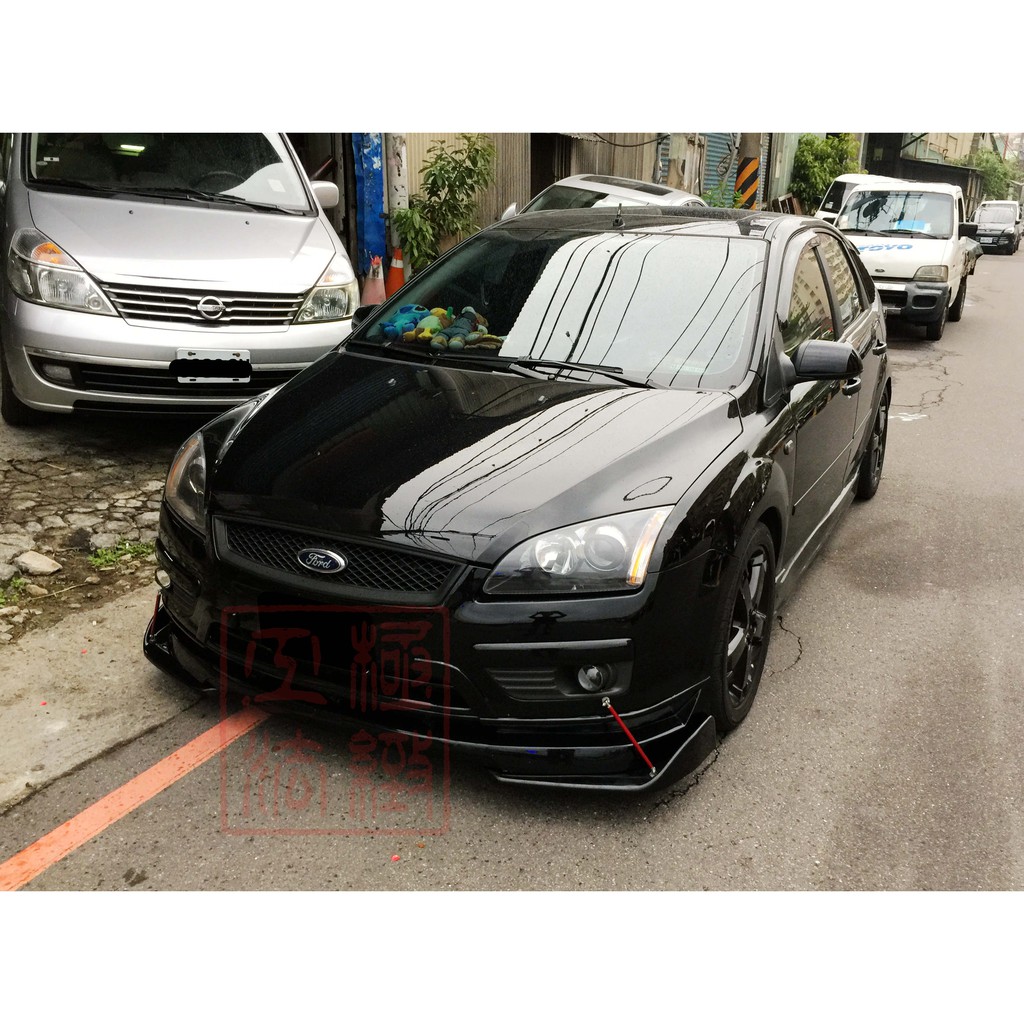 focus MK2 實裝兩片式定風翼 原車下巴在加裝 蘆洲