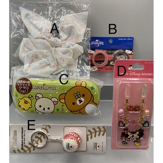 日本帶回正版兔丸髮飾髮圈史努比紙膠帶環球影城拉拉熊懶懶熊懶熊懶妹小雞眼鏡盒米奇米妮米老鼠情侶吊飾棒球飾品吊飾日本武士隊