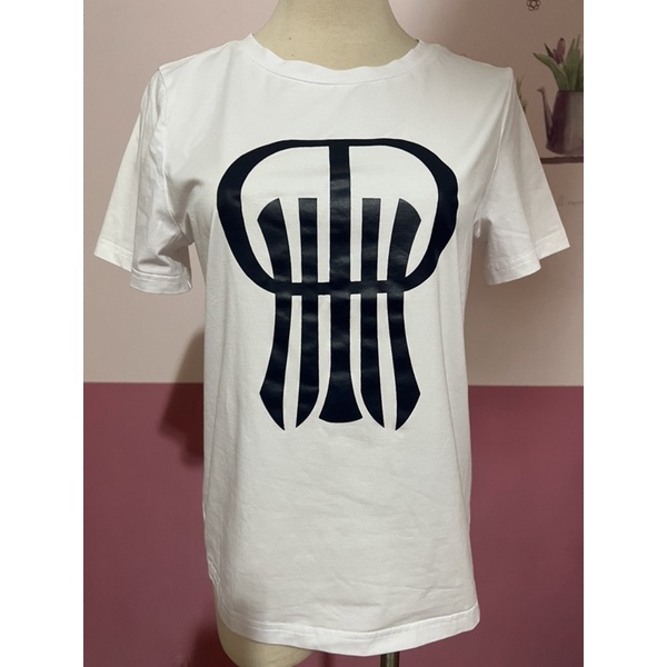 YI-JI-NA白色T恤M尺寸