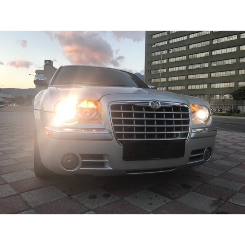 中古車 Chrysler 300c 04年2 7l 典雅氣派車況良好歡迎洽詢 蝦皮購物