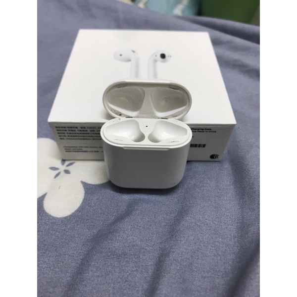 Airpods2 有線充電盒