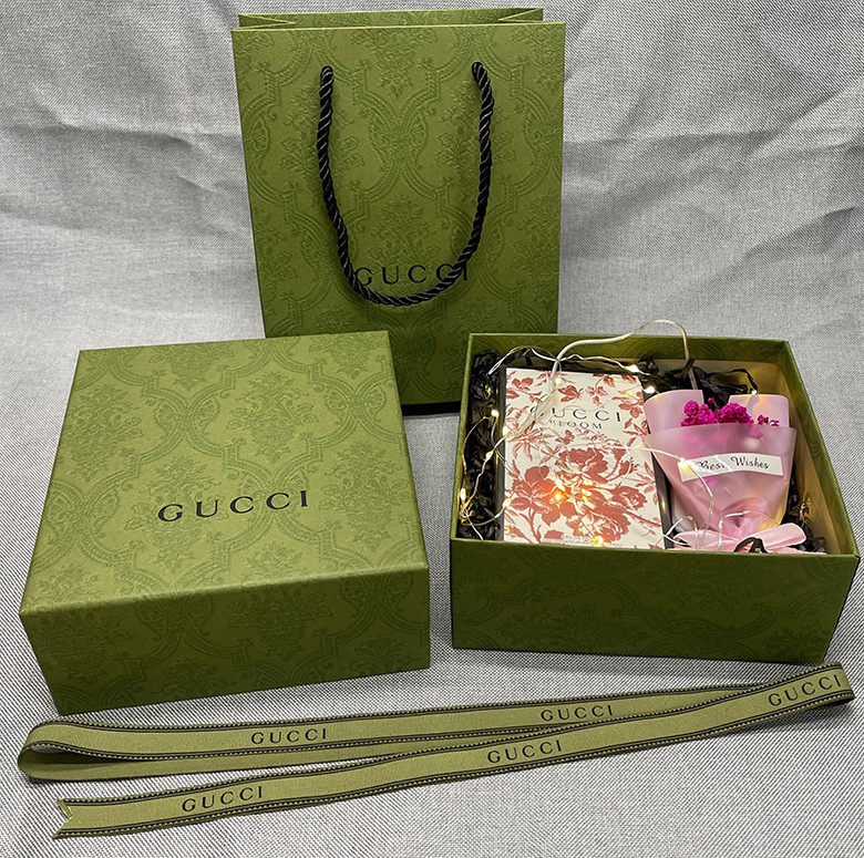 新款古馳專柜gucci口紅香水綠色包裝盒子袋子紙袋手提禮品購物袋 蝦皮購物