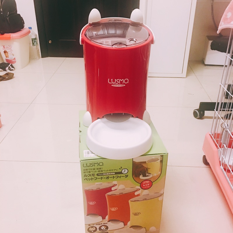 二手）日本正版Lusmo寵物自動餵食器（桃紅）