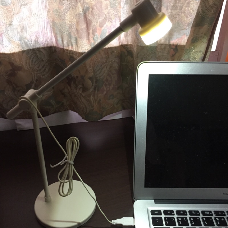 近全新，無印良品 迷你LED桌燈/USB連接