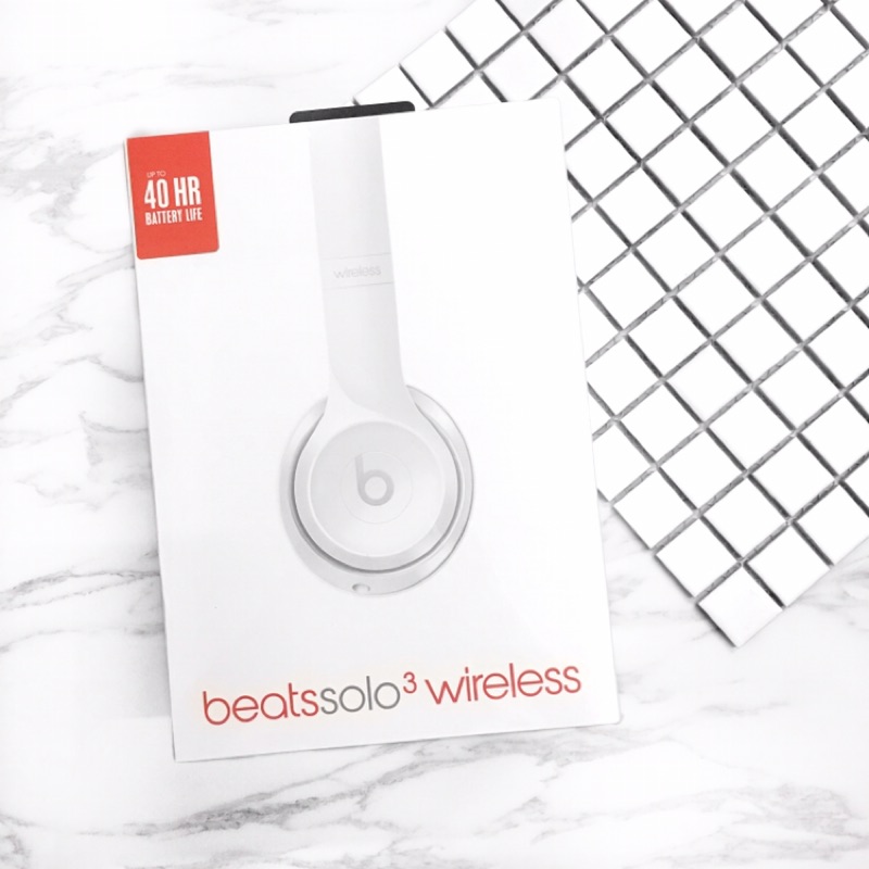 beats solo3 gloss white