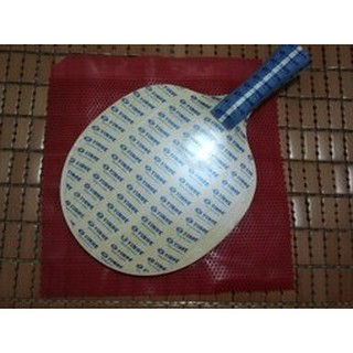桌球孤鷹~桌球膠皮~SPD長顆~大顆粒版本~超怪.超詭異~(紅色大顆粒)~國際乒聯禁用長顆~業餘愛好者秘密武器!