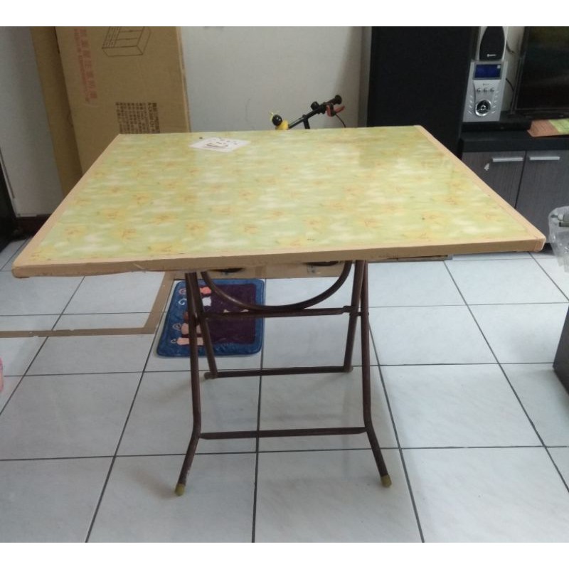 折疊飯桌(二手90x90 )