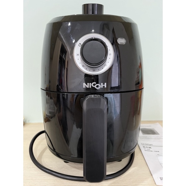 NICOH 2.4 公升氣炸鍋，二手（AF-240)