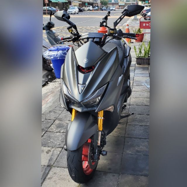 3c老實說 氣象部落客勞倫斯 機車 心得 Yamaha Force 155 體驗心得 加速快更靈活 帥到沒朋友的新水冷跑旅