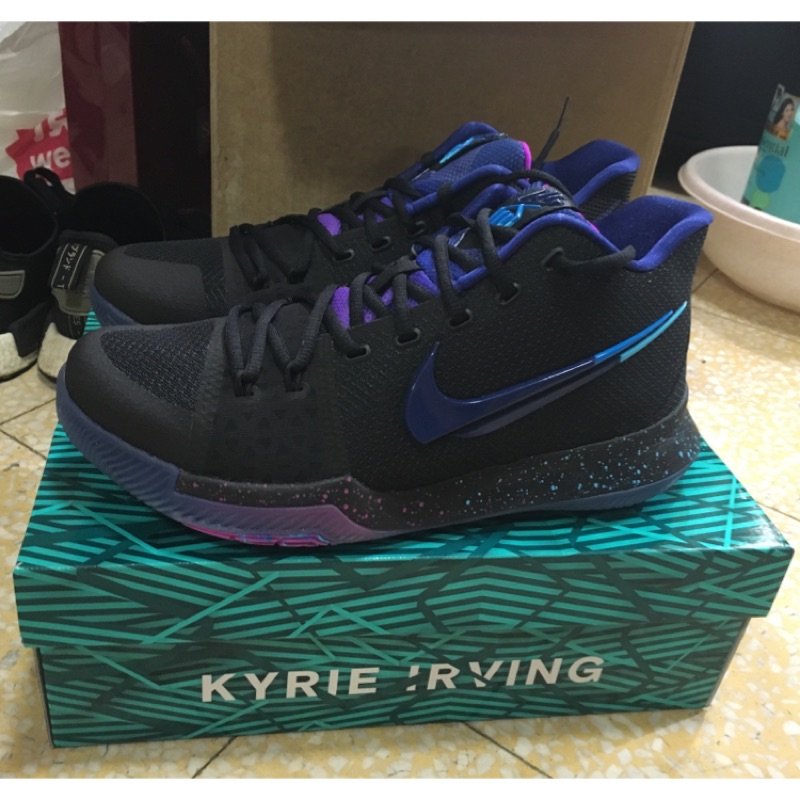 Nike Kyrie Irving 3 flip the switch 斷勾 us10.5