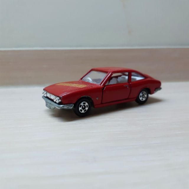 1/64 Tomica 日製 舊紅標 Isuzu 117 Coupe 冒險王國 無盒