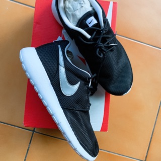 Nike roshe one(GS)