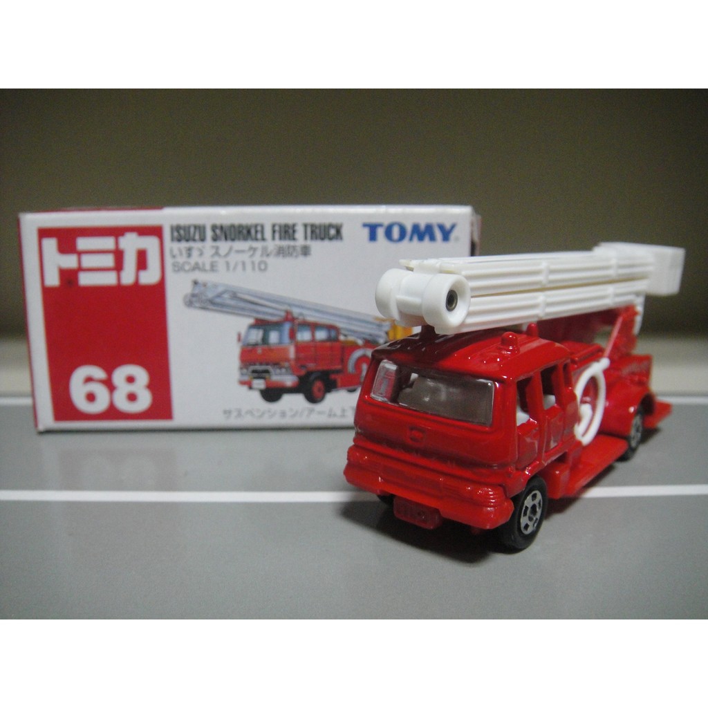 TOMICA 68 ISUZU Snorkel Fire Truck 消防車 雲梯車 藍標