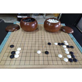 專家級圍棋套組(圍棋棋子黑181白180顆+棋罐+19路棋盤)