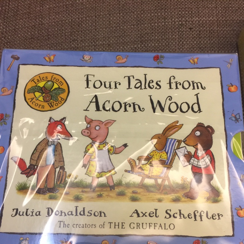 英文硬頁書four Tales From Acorn Wood 蝦皮購物