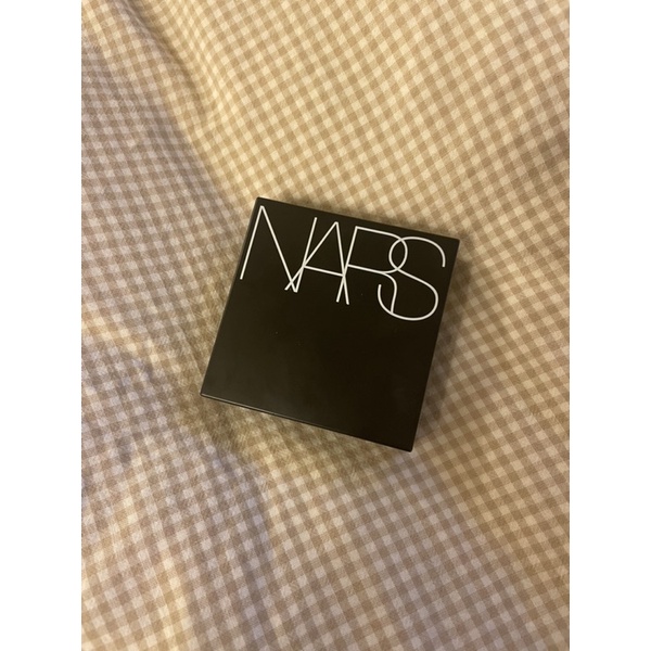 NARS 超持久亮顏氣墊粉餅 小黑盒 色號Deuveille