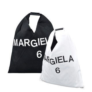 MM6 Maison Margiela JAPANESE燙印白字LOGO字母花紋三角造型帆布手提肩背托特包(兩色)