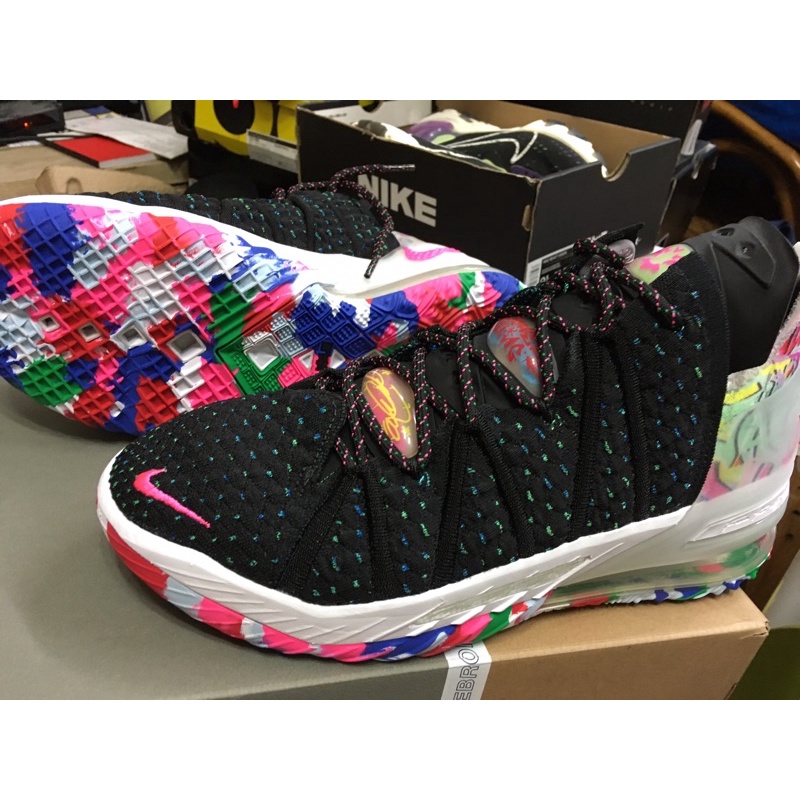 Nike 全新台灣公司貨 Lebron 18 籃球鞋