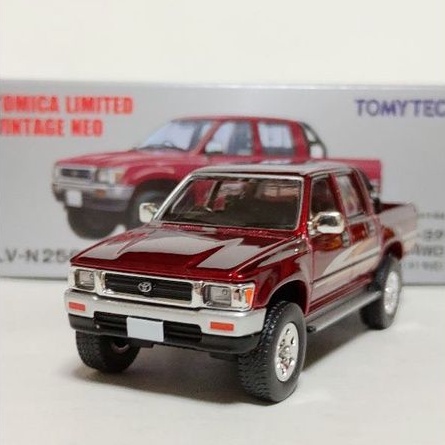 Tomytec 1/64 TLV LV-N256a Toyota HILUX 4WD PICK UP 豐田 皮卡